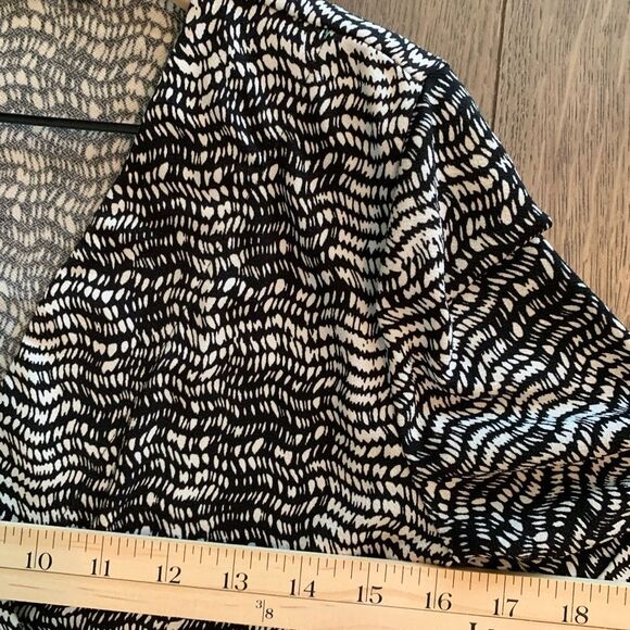 APT 9 Dress Women’s XS Black White Print Short cuffed Sleeve Faux Wrap Medium. - Picture 12 of 15